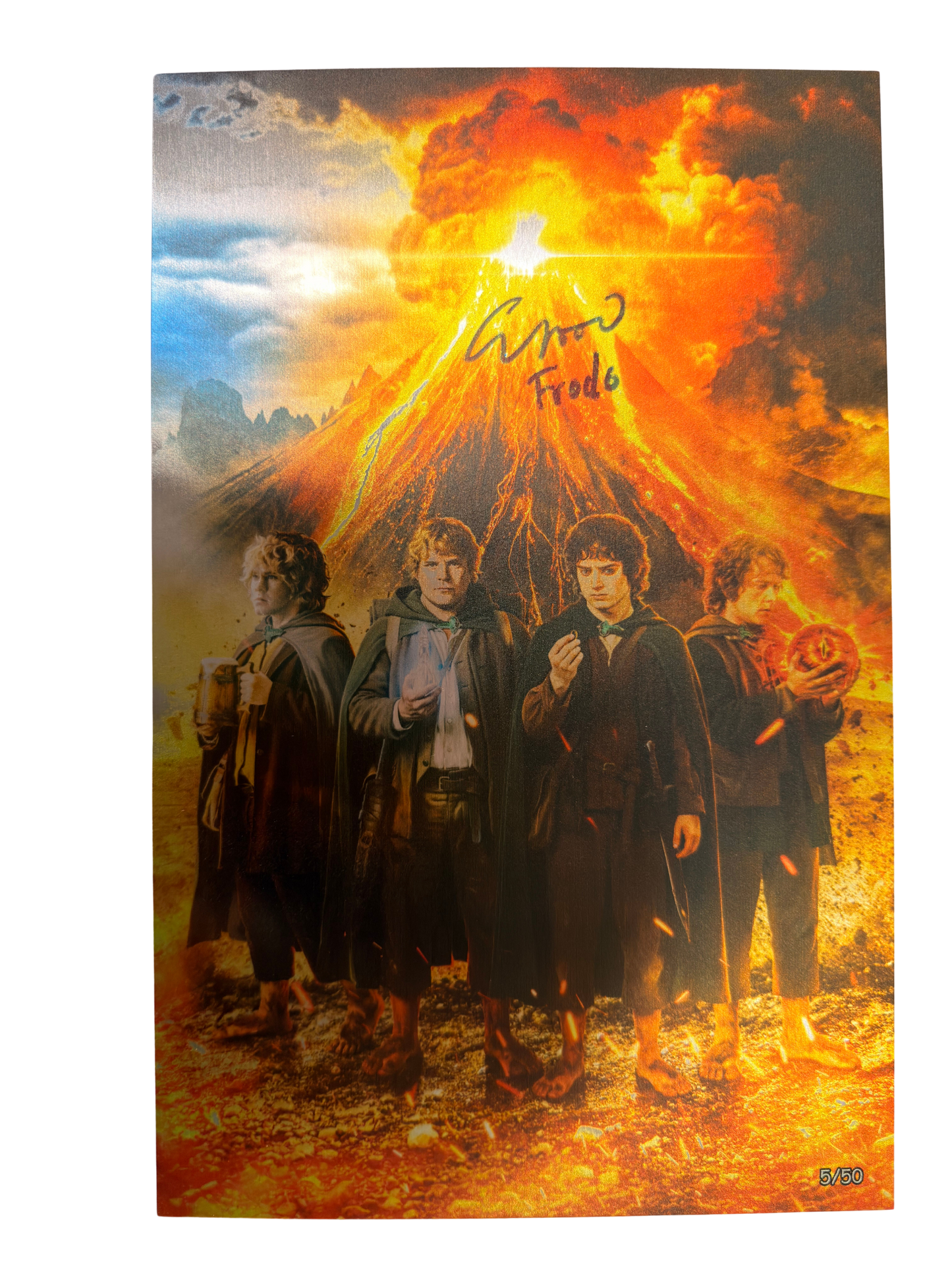 Fan Expo Chicago Lord of the Rings Exclusive Signed by Elijah Wood