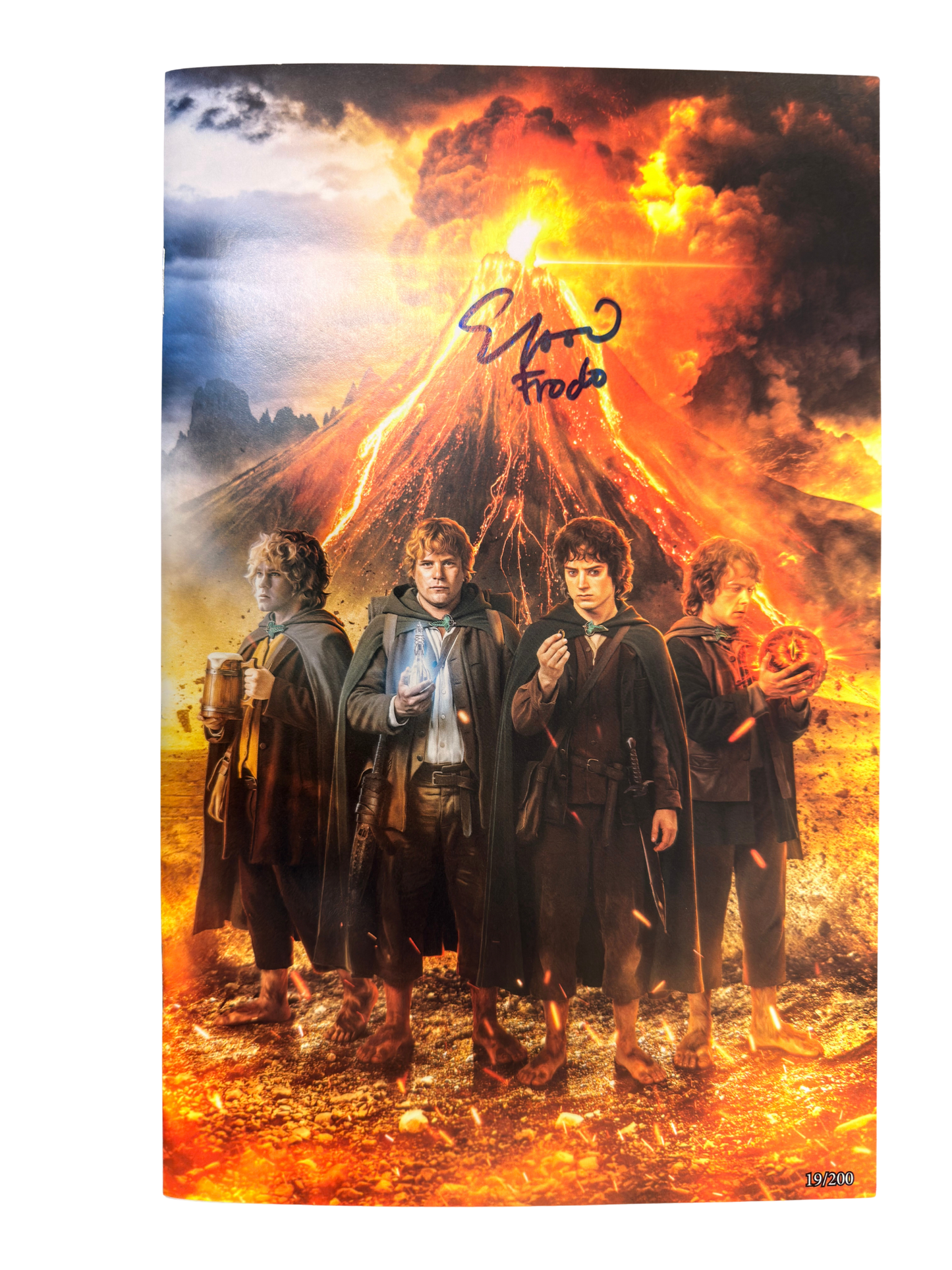 Fan Expo Chicago Lord of the Rings Exclusive Signed by Elijah Wood