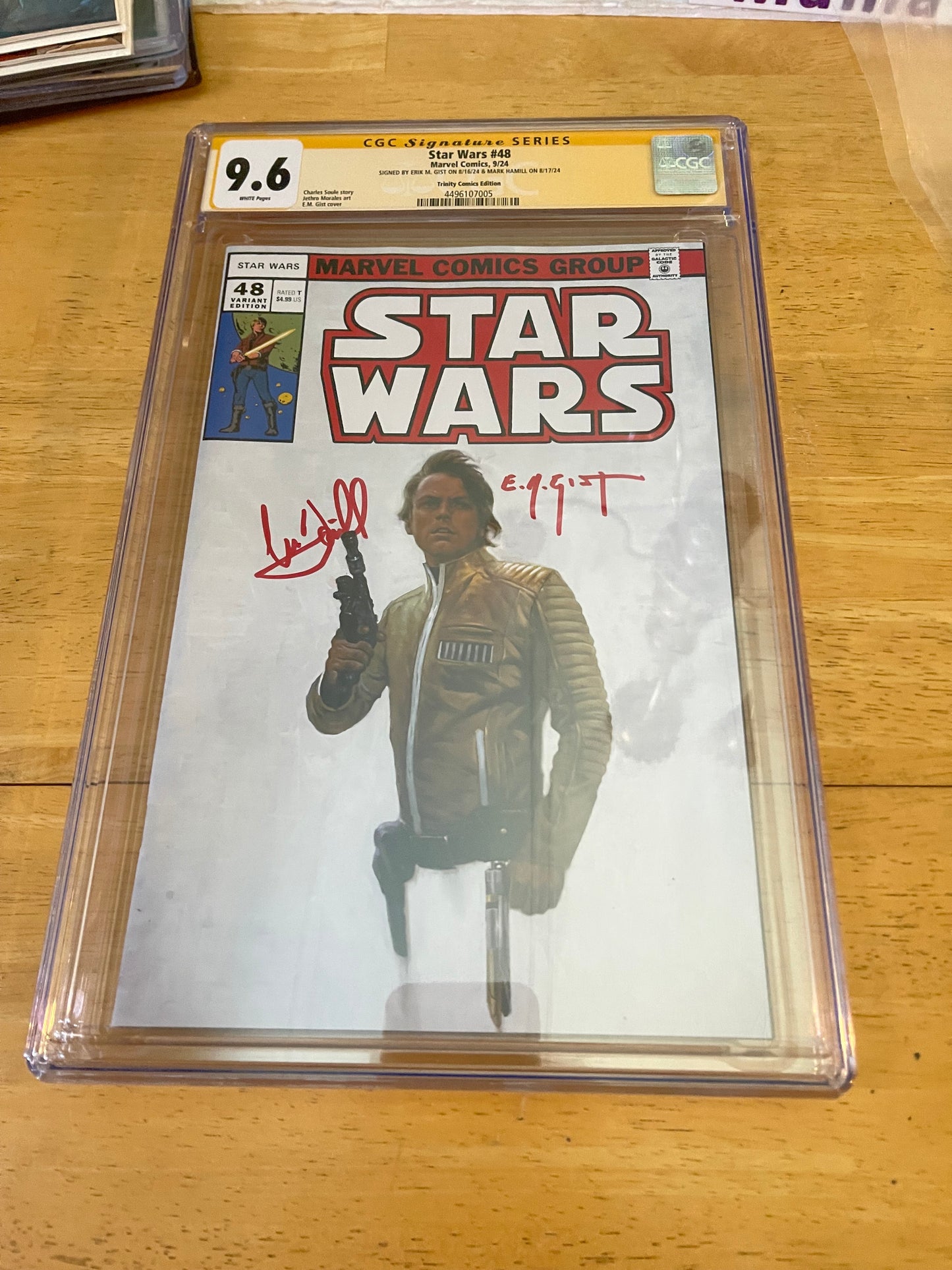 Star Wars 48 Luke Skywalker Signature Series signed by EM Gist and Mark Hamill