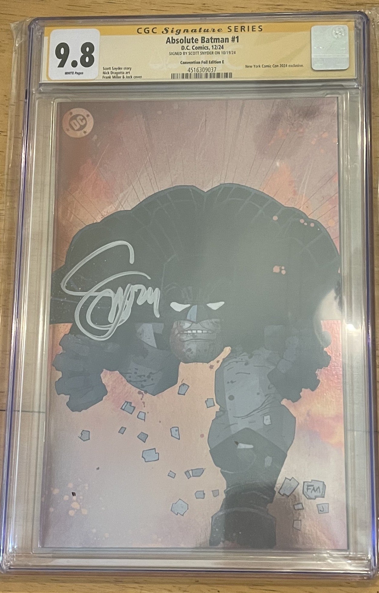 Absolute Batman #1 Signed by Scott Snyder CGC 9.8