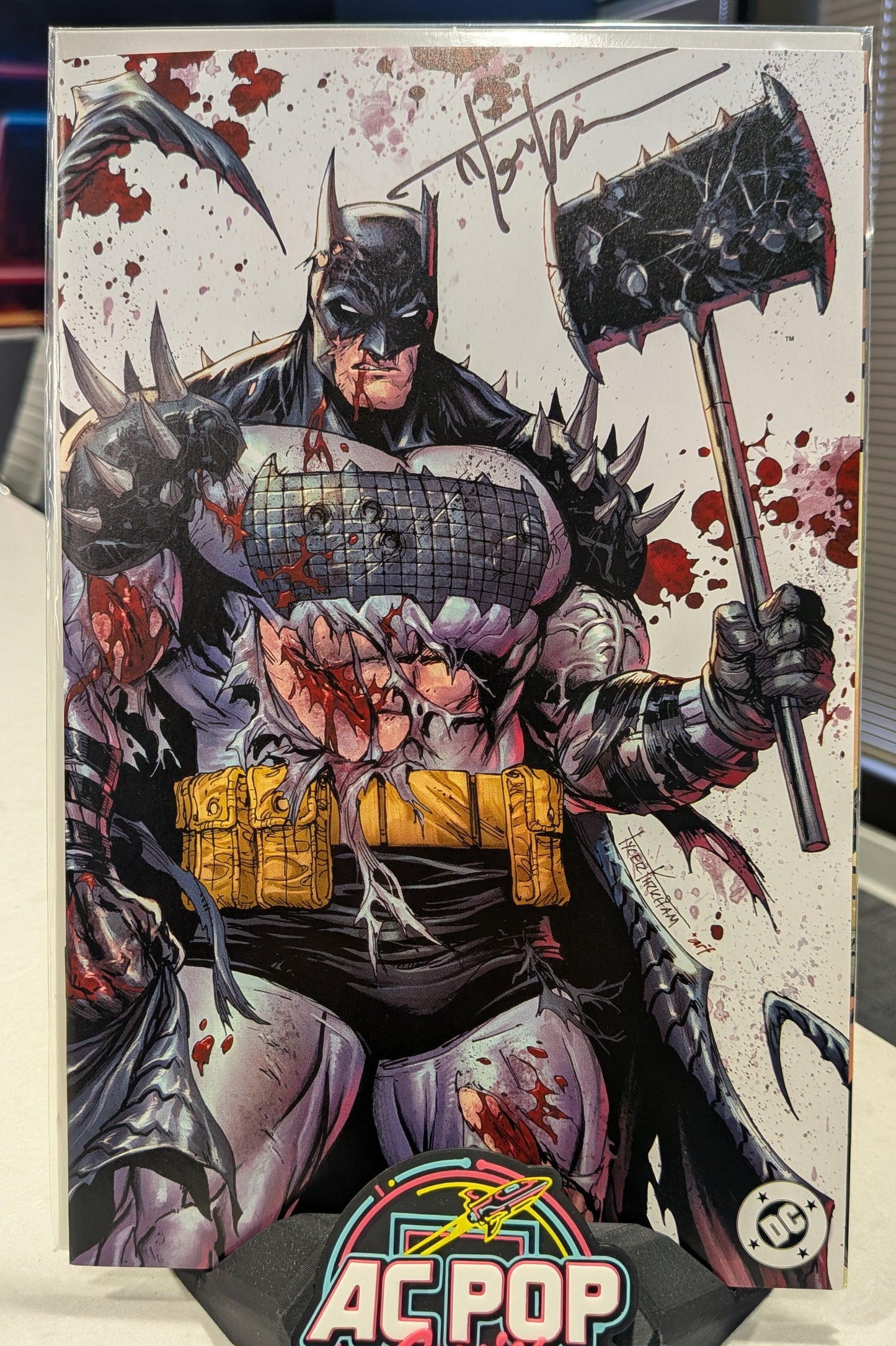 [Signed] Tyler Kirkham, Battle Damaged Absolute Batman