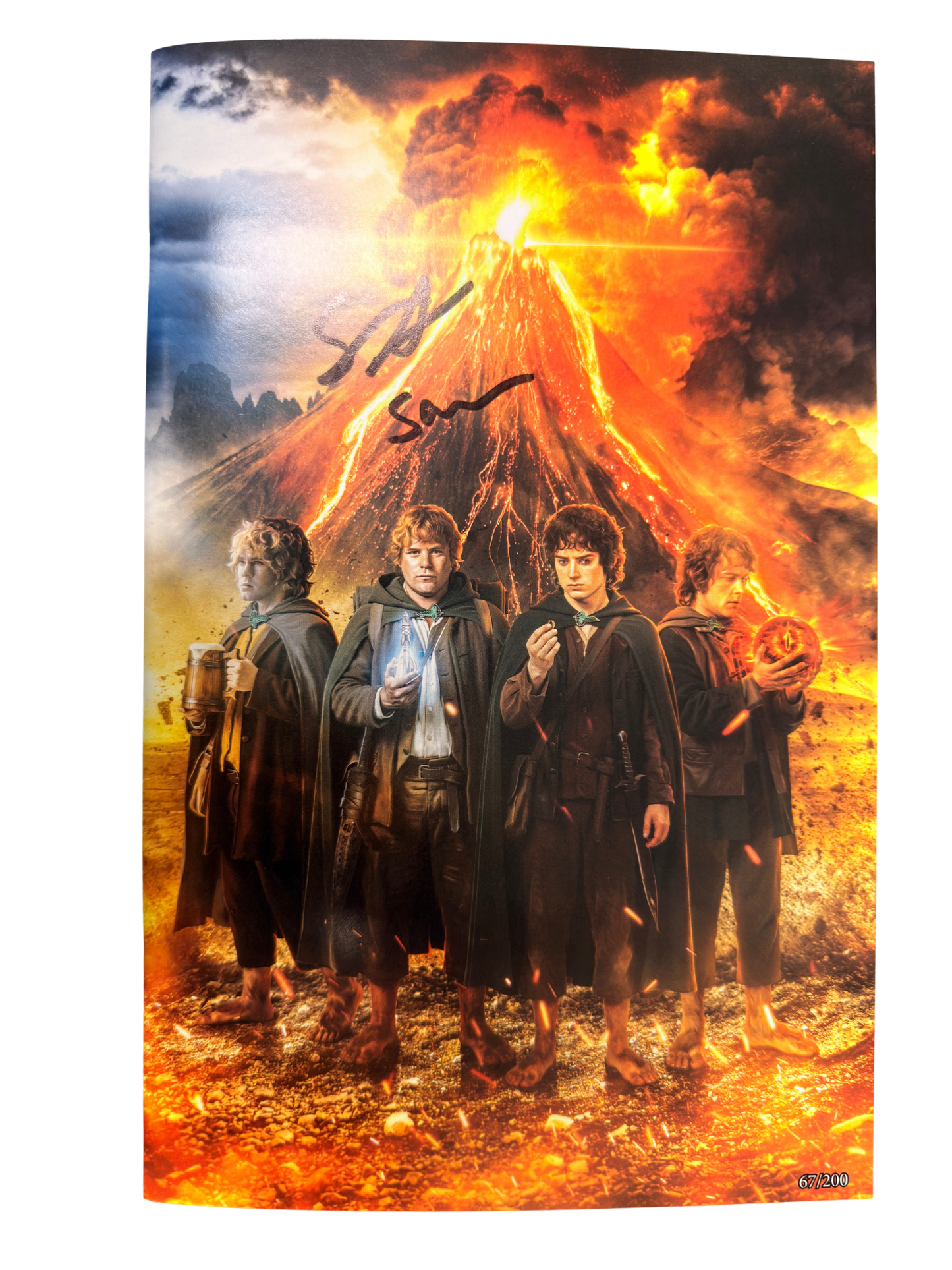 Fan Expo Chicago Lord of the Rings Exclusive Signed by Sean Astin